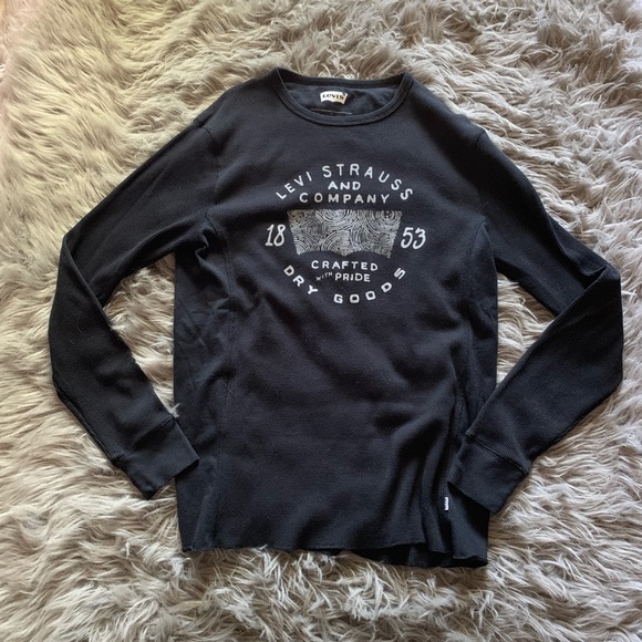 levis thermal wear